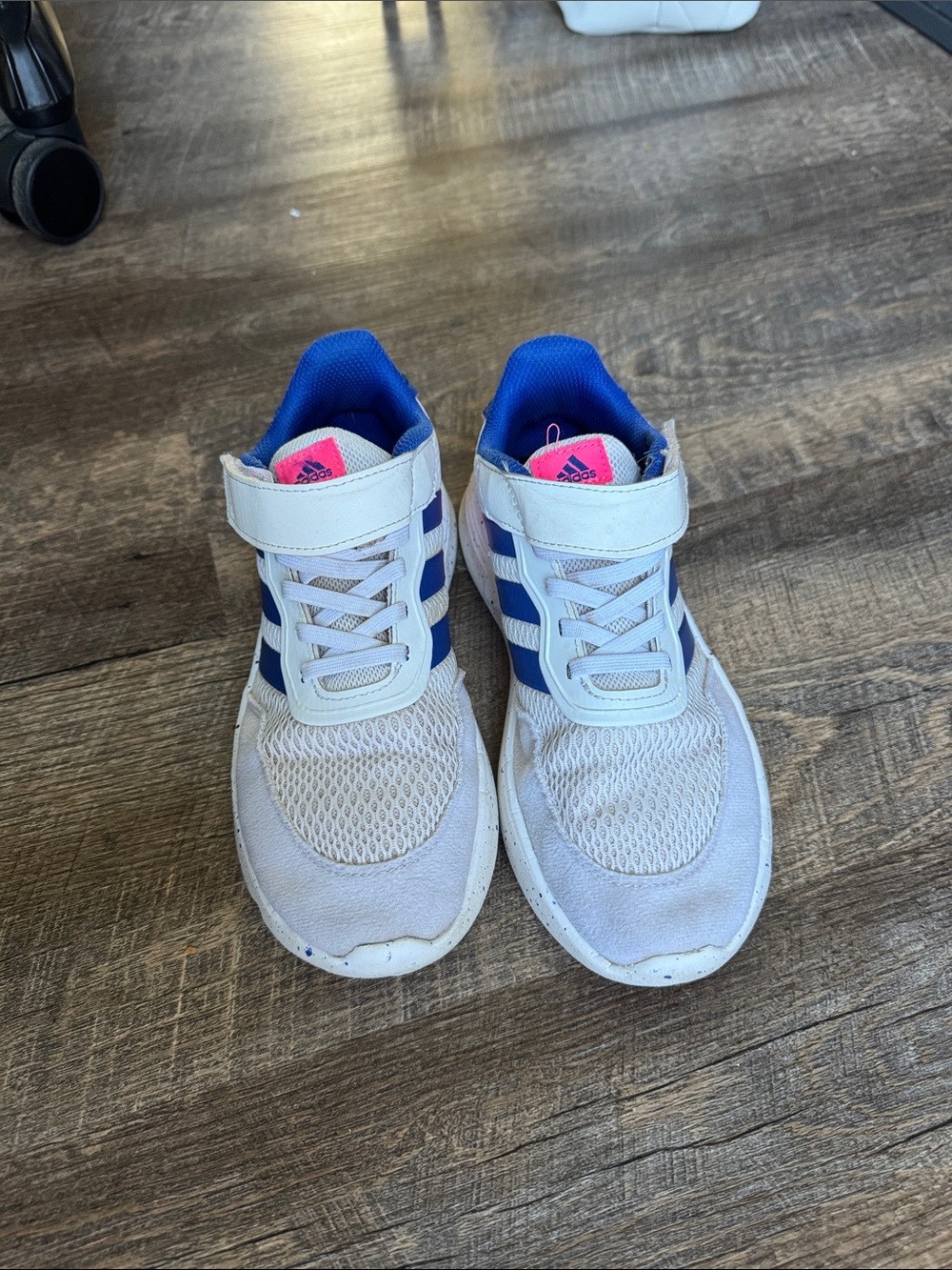 adidas Kids White Sneakers with Blue Stripes and Pink Tongue girls size 4